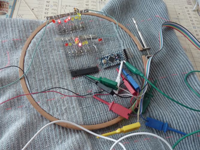 Breakboard souple - e-textile - textile connecté - plaque d'essai tricotée